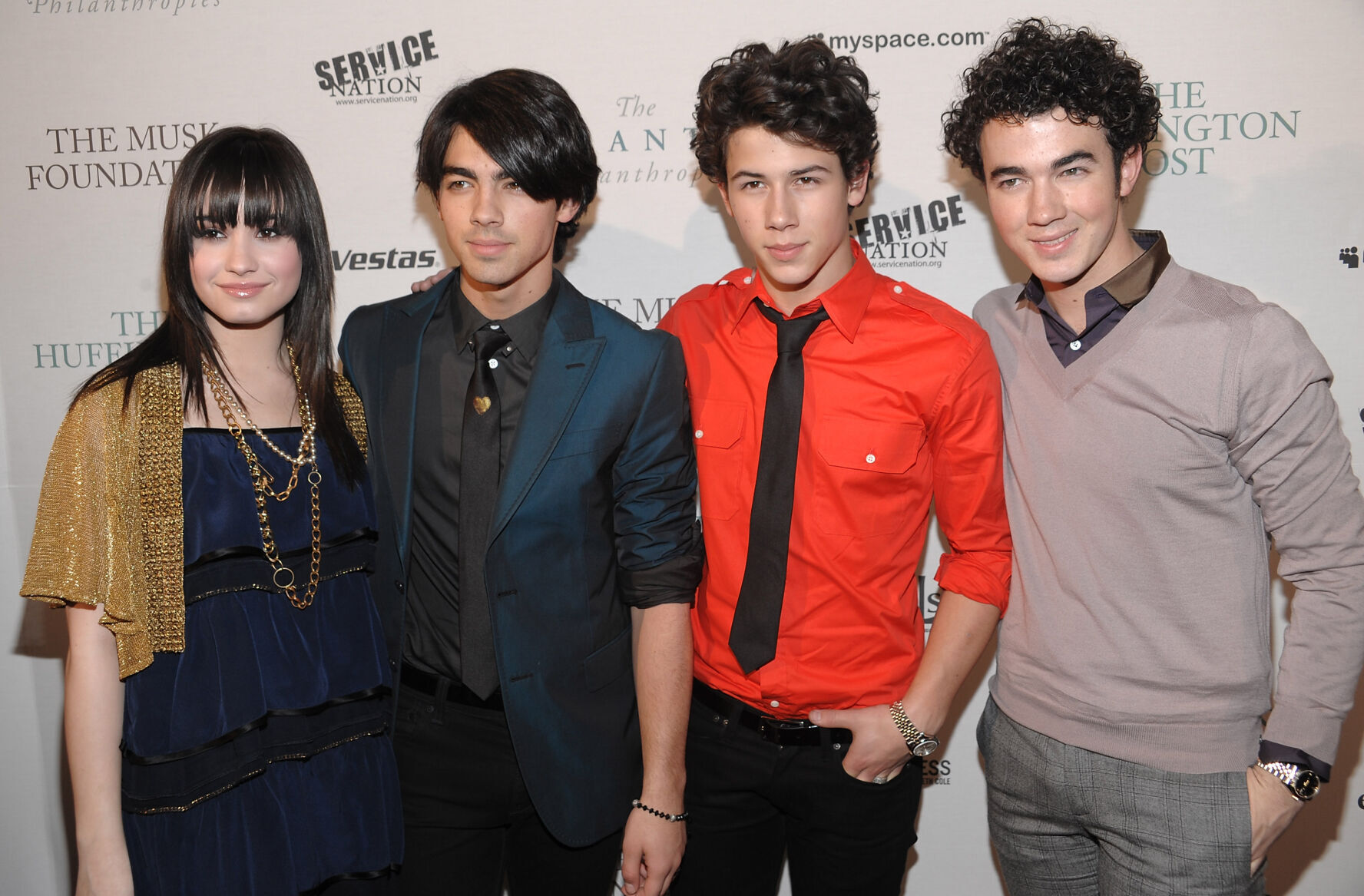 Demi Lovato, Joe Jonas, Nick Jonas, Kevin Jonas